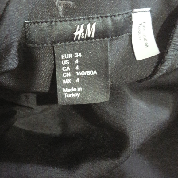 Black H&M cocktail dress - Picture 3 of 5